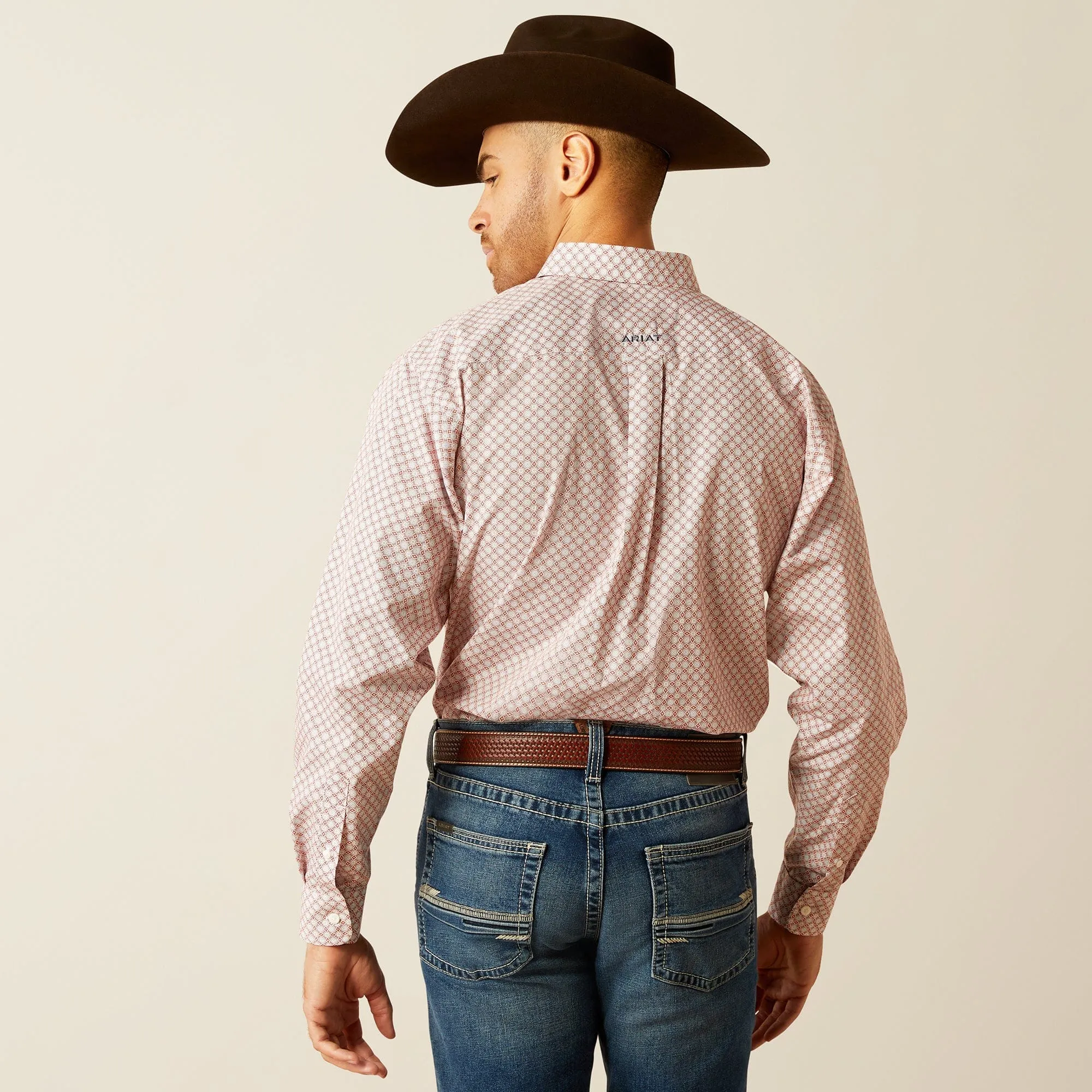 Ariat Men's Wrinkle Free Larson Long Sleeve Shirt Red/Blue