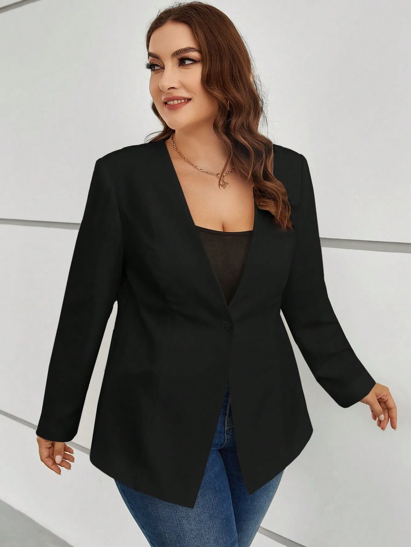Clasi Plus Plunging Neck Single Button Solid Blazer