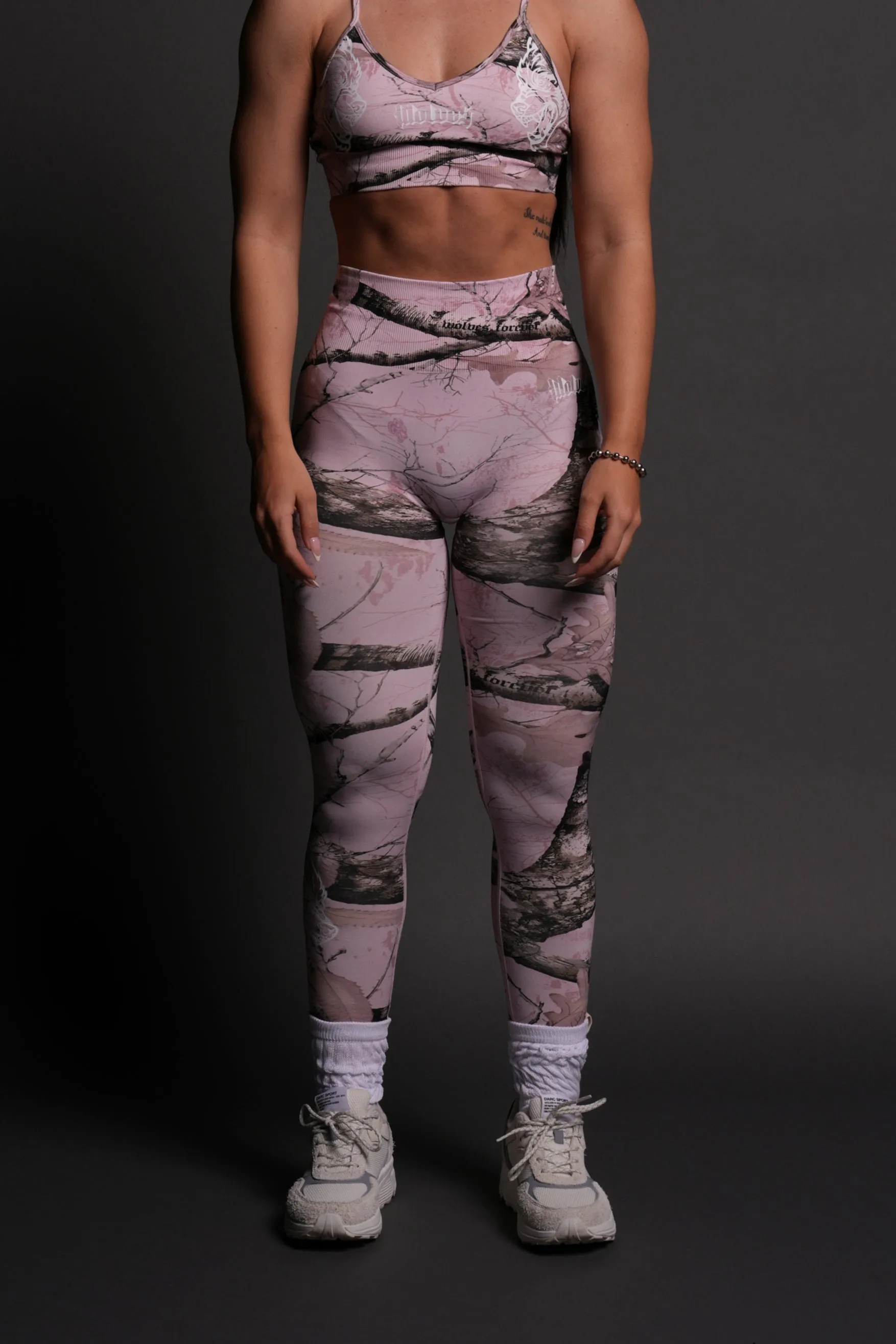 Our Passion "Everson Seamless" Scrunch Leggings in Baby Pink Woodland Camo