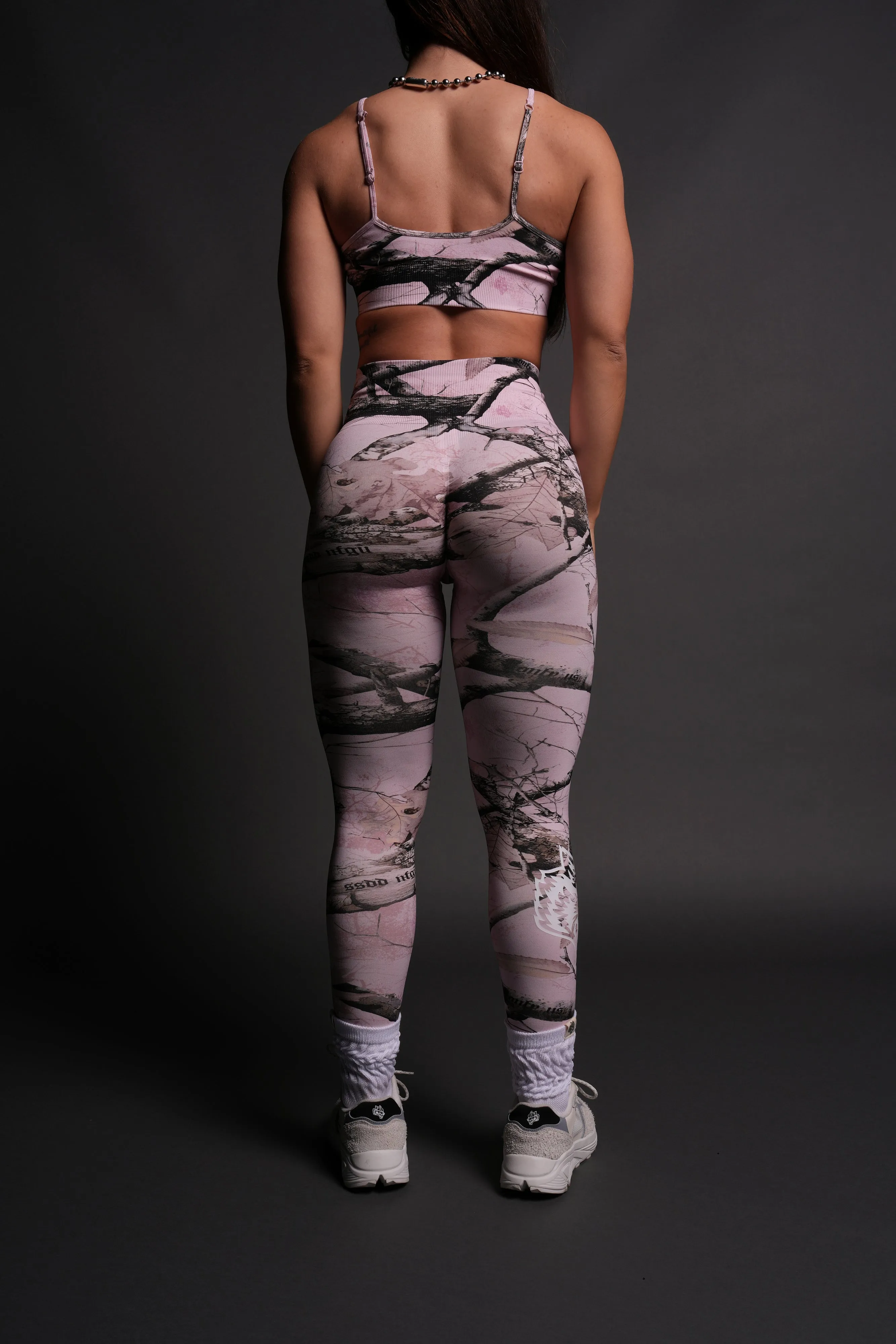 Our Passion "Everson Seamless" Scrunch Leggings in Baby Pink Woodland Camo