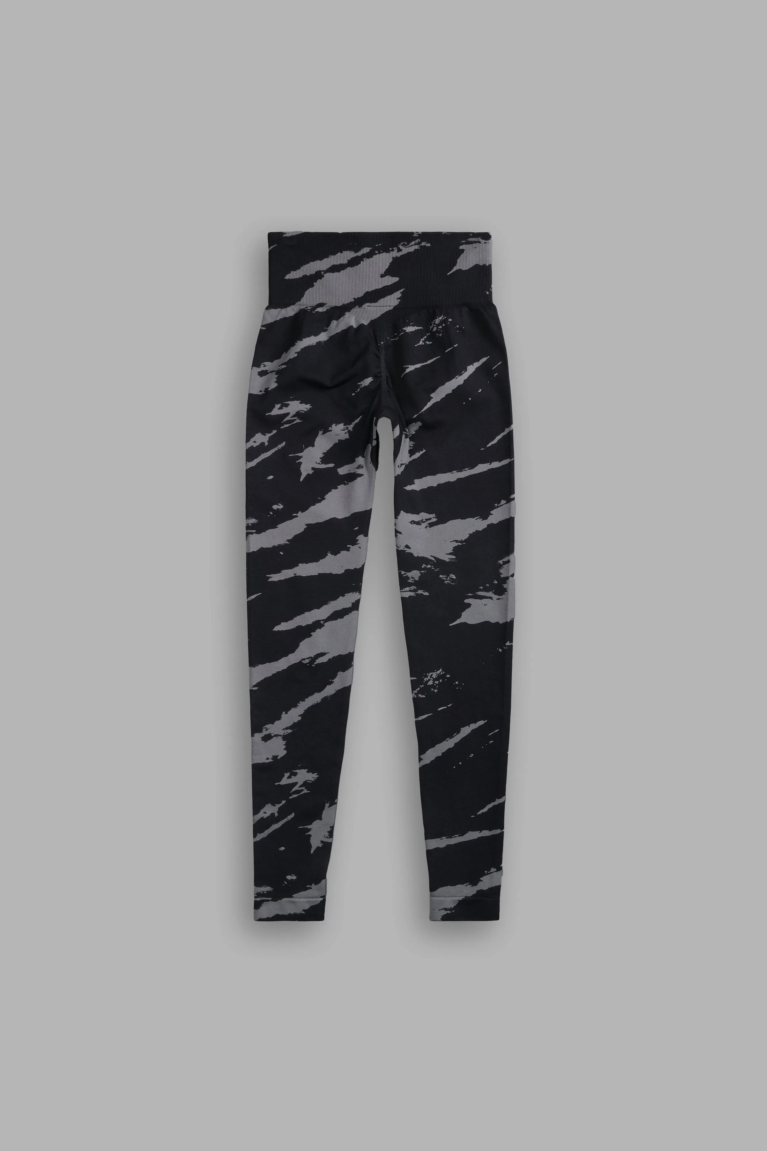 Our Stamp "Everson Seamless" Scrunch Leggings in Black Native Camo