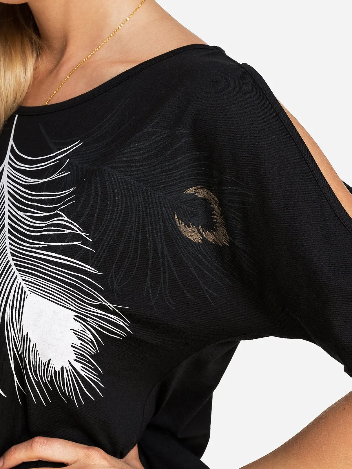 Wholesale Round Neck Cold Shoulder Short Sleeve Printed T-Shirts